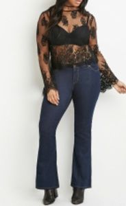 Lace top Available until March 4, 2018